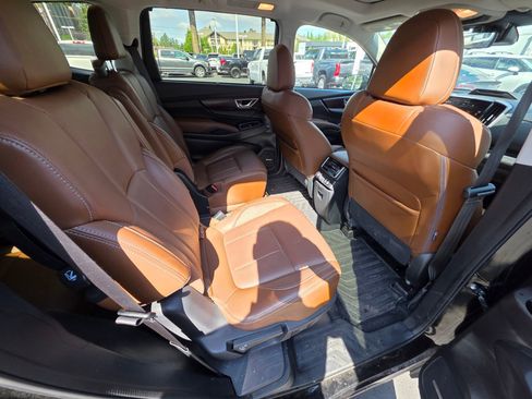 Used 2023 Subaru Ascent Touring AWD/4WD image 14