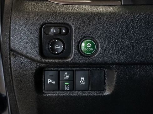 Used 2023 Honda Passport EX-L image 16
