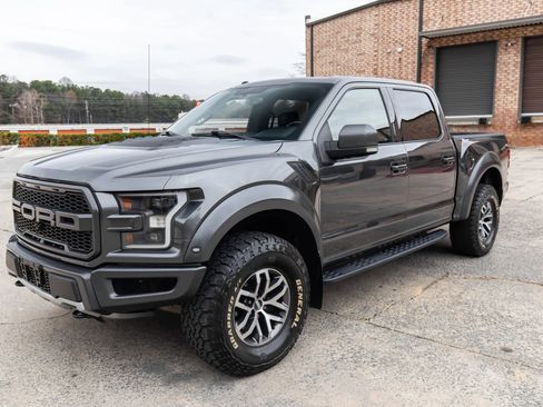 Used 2017 Ford F150 Raptor w/ Equipment Group 802A Luxury image 2