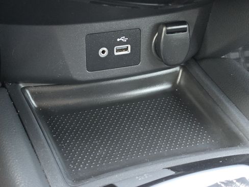 Used 2020 Nissan Rogue SV AWD/4WD image 22