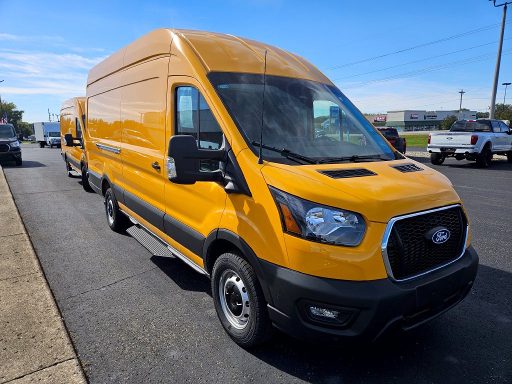 Used 2026 Ford Transit 250 148 High Roof Extended w/ Load Area Protection Package RWD image 4