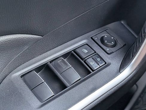 Used 2021 Toyota RAV4 XLE Premium AWD/4WD image 16
