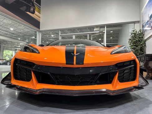 Used 2023 Chevrolet Corvette Z06 w/ Z07 Performance Package RWD image 24
