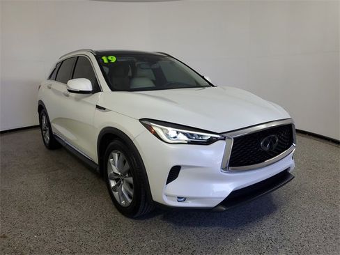 Used 2019 INFINITI QX50 Luxe w/ Navigation Package image 32
