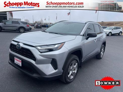 Used 2024 Toyota RAV4 LE image 1