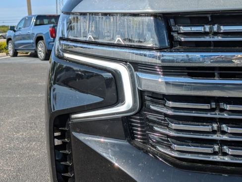 Used 2022 Chevrolet Tahoe Premier RWD image 11