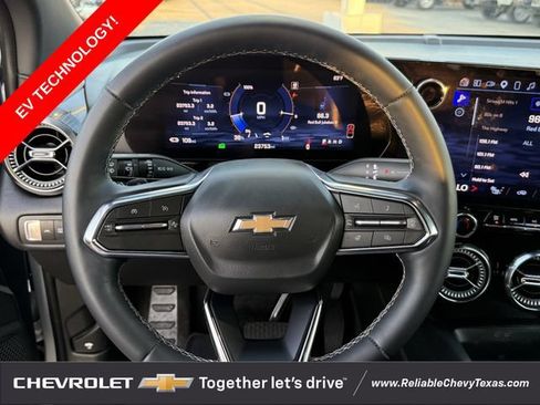 Used 2024 Chevrolet Blazer EV LT AWD/4WD image 13