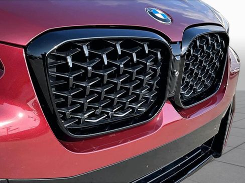 Used 2023 BMW X4 xDrive30i w/ M Sport Package AWD/4WD image 29