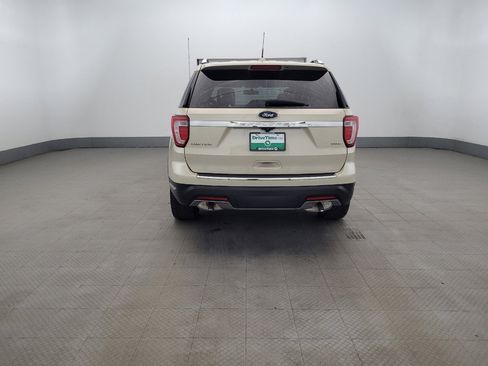 Used 2018 Ford Explorer Limited AWD/4WD image 6