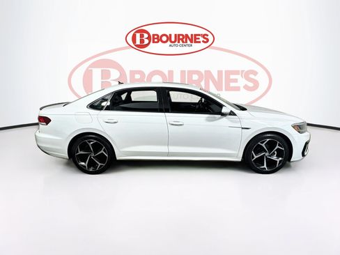 Used 2021 Volkswagen Passat 2.0T R-Line FWD image 12