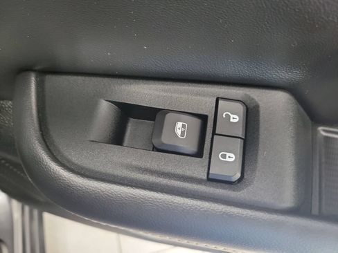 Used 2024 Jeep Grand Cherokee L Altitude AWD/4WD image 23