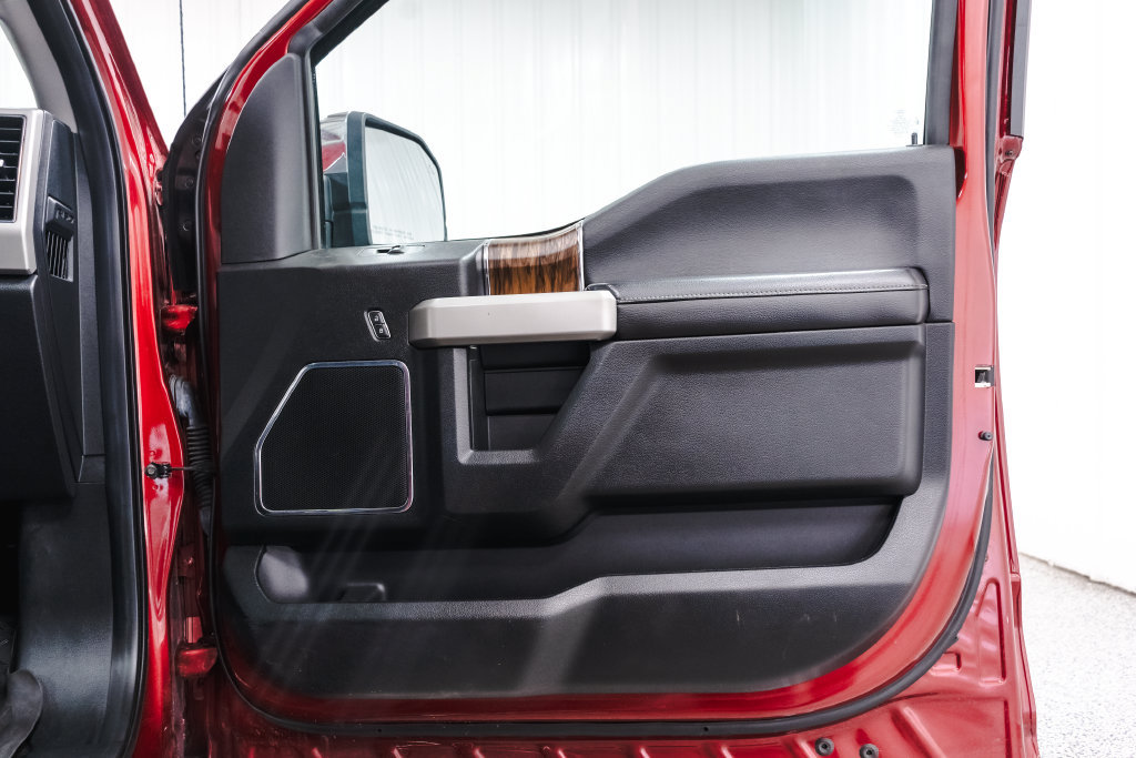 Used 2018 Ford F150 Lariat w/ Equipment Group 502A Luxury AWD/4WD image 36