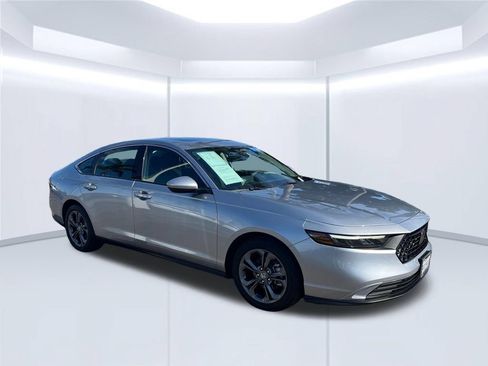 Certified 2023 Honda Accord EX image 7