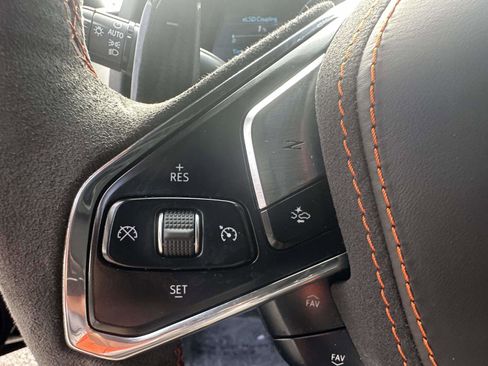 Used 2025 Chevrolet Corvette Z06 image 20