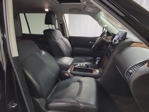 Used 2021 Nissan Armada SL w/ Captain's Chairs Package AWD/4WD image 31