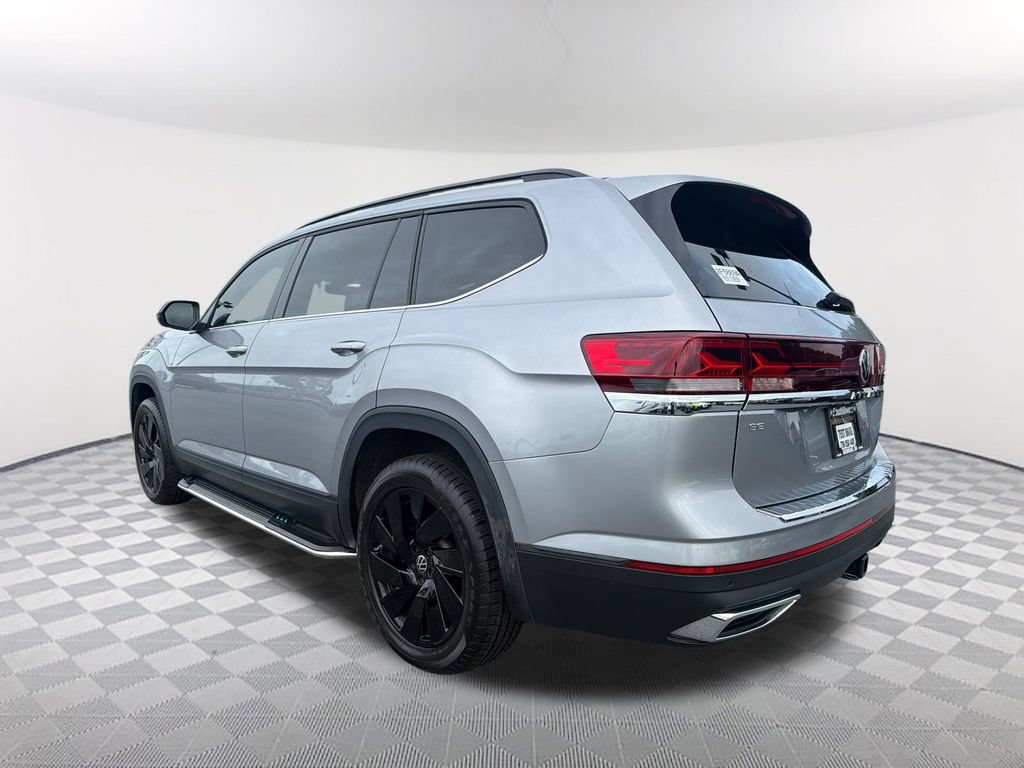 Used 2024 Volkswagen Atlas SE FWD image 7