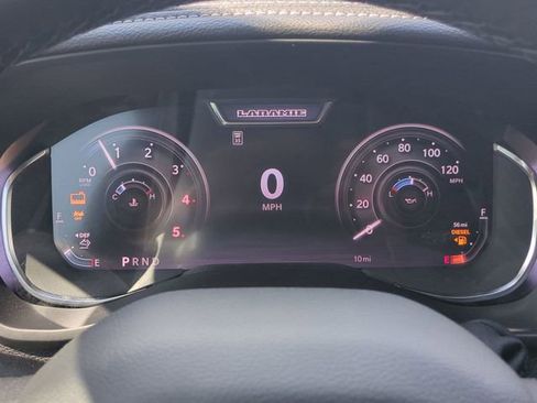 Used 2025 RAM 2500 Laramie AWD/4WD image 13