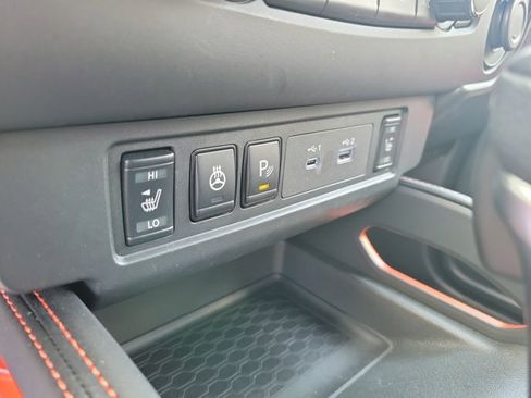 Used 2025 Nissan Frontier Pro-X w/ Pro Convenience Package RWD image 13
