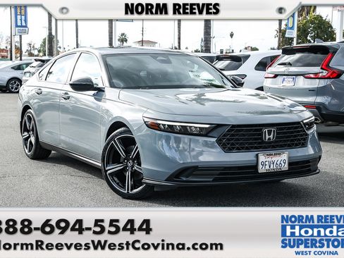 Used 2023 Honda Accord Sport image 1