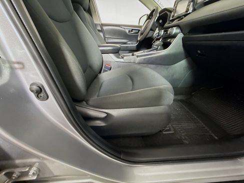 Certified 2022 Toyota RAV4 LE image 24