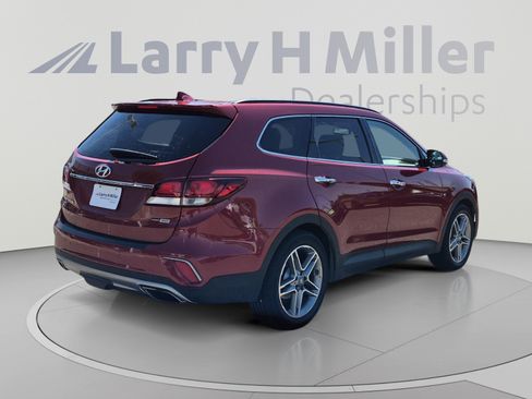 Used 2018 Hyundai Santa Fe AWD image 5