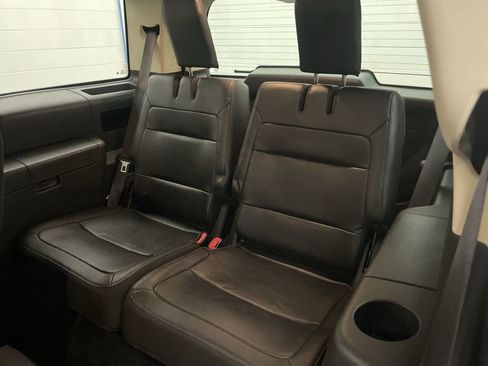 Used 2018 Ford Flex SEL w/ Equipment Group 202A FWD image 30