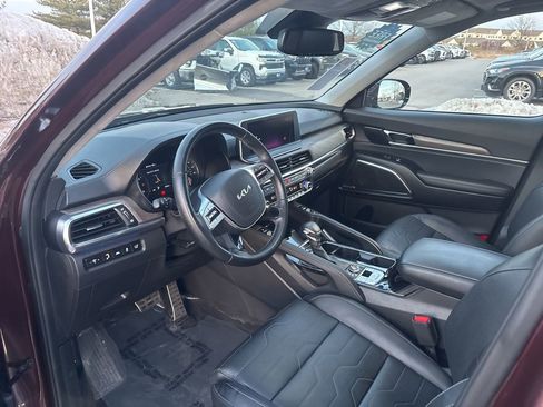 Used 2022 Kia Telluride SX image 16