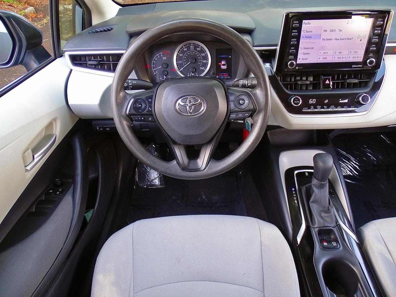 Used 2021 Toyota Corolla LE w/ Carpet Mat Package (TMS) FWD image 39