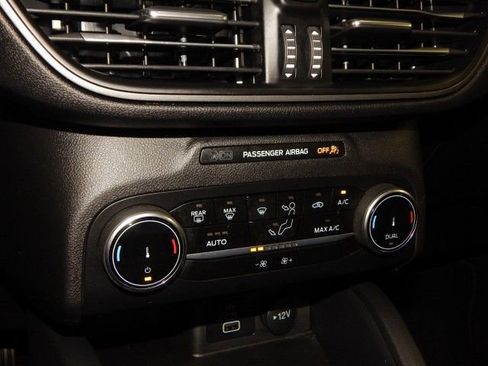 Used 2024 Ford Escape Active image 22