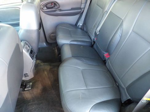 Used 2003 Chevrolet TrailBlazer LTZ image 23