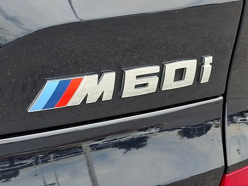 Used 2024 BMW X5 M60i AWD/4WD image 38