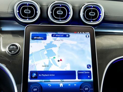 Used 2025 Mercedes-Benz CLE 300 4MATIC Cabriolet image 18