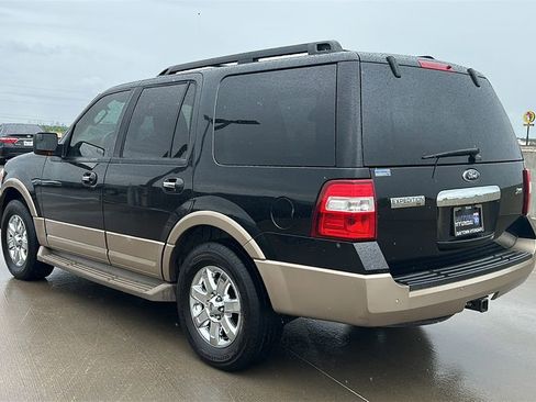 Used 2014 Ford Expedition XLT w/ Equipment Group 202A image 11