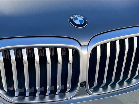 Used 2026 BMW X5 xDrive40i image 32