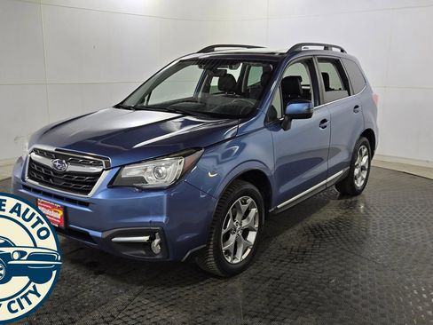 Used 2017 Subaru Forester 2.5i Touring AWD/4WD image 3
