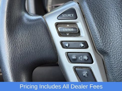Used 2019 Nissan Titan SV AWD/4WD image 11