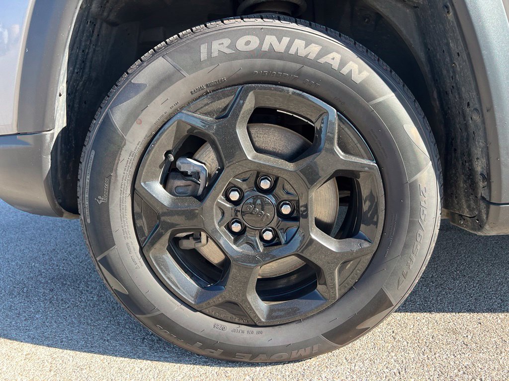 Used 2023 Jeep Compass Trailhawk AWD/4WD image 13
