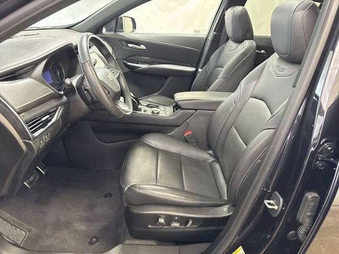 Certified 2023 Cadillac XT4 Sport AWD/4WD image 10