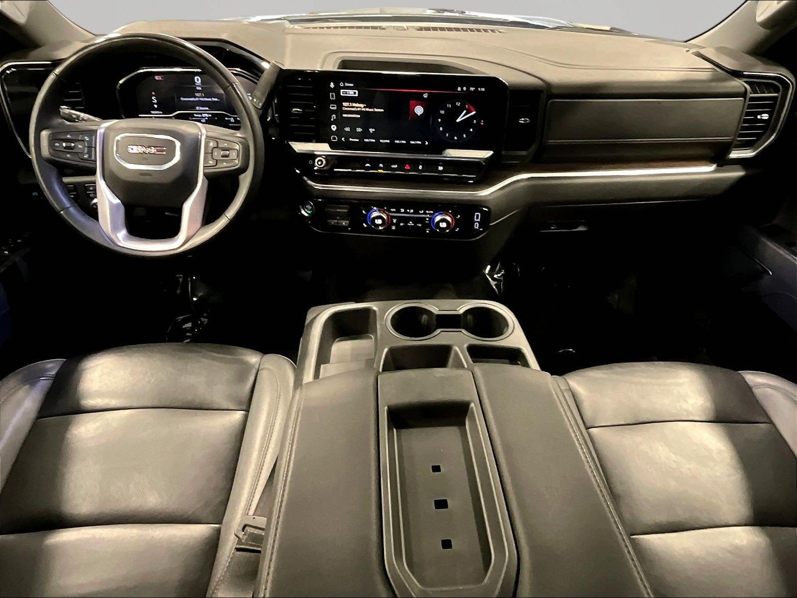 Used 2025 GMC Sierra 1500 SLT AWD/4WD image 8