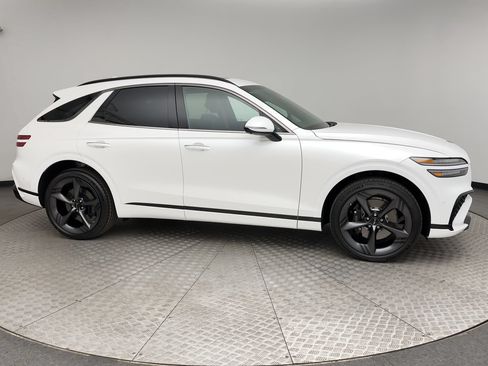 Certified 2026 Genesis GV70 3.5T Sport Prestige AWD/4WD image 9