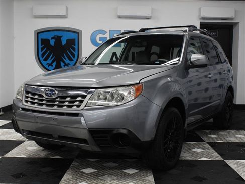 Used 2011 Subaru Forester 2.5X Premium image 1