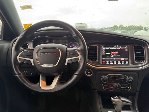 Used 2018 Dodge Charger R/T RWD image 7