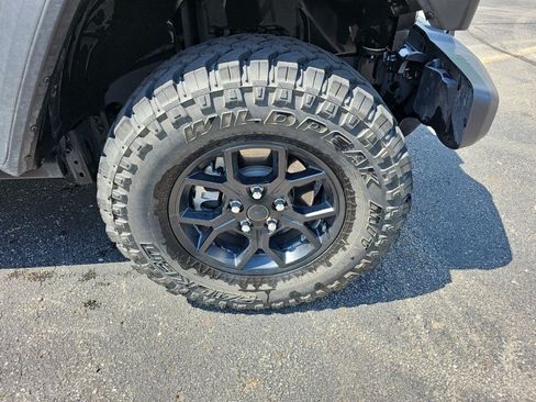 Used 2025 Jeep Wrangler Unlimited Sport S 4xe AWD/4WD image 9