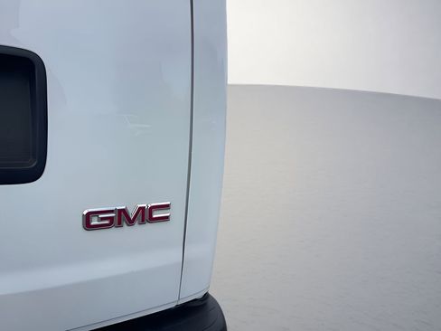 Used 2023 GMC Savana 2500 w/ Driver Convenience Package RWD image 32