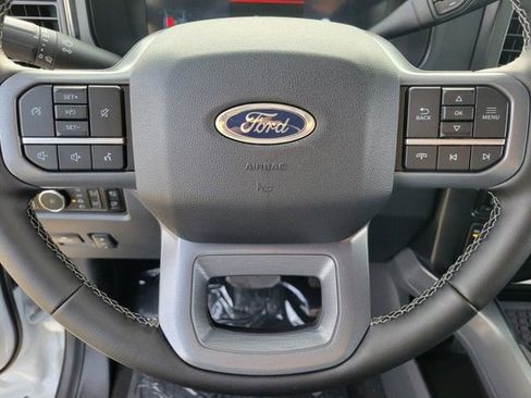 New 2026 Ford F250 Lariat w/ FX4 Off-Road Package image 15