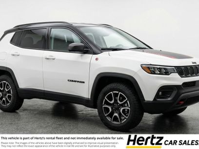 Used 2025 Jeep Compass Trailhawk