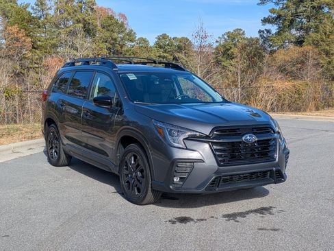 Used 2024 Subaru Ascent Onyx Edition Limited image 3