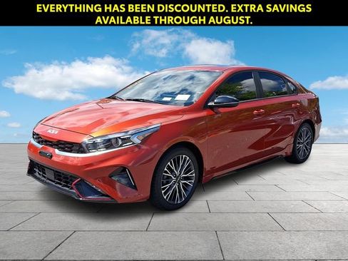 Used 2023 Kia Forte GT-Line w/ GT-Line Premium Package FWD image 4