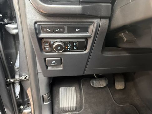 Used 2023 Ford F150 XLT w/ Equipment Group 302A High AWD/4WD image 23