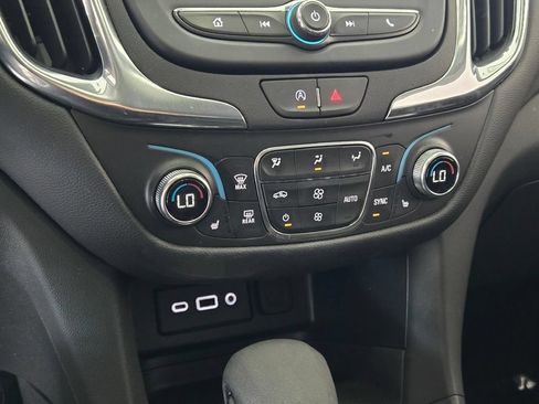 Certified 2023 Chevrolet Equinox LT FWD image 28